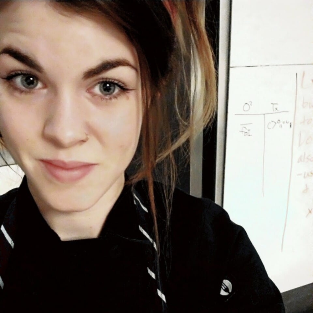 Meet your Posher, Lydia